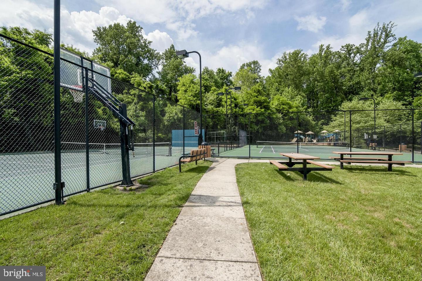212 May Lane Edgewater, MD 21037 - Photo 59 of 68 Community Tennis Courts