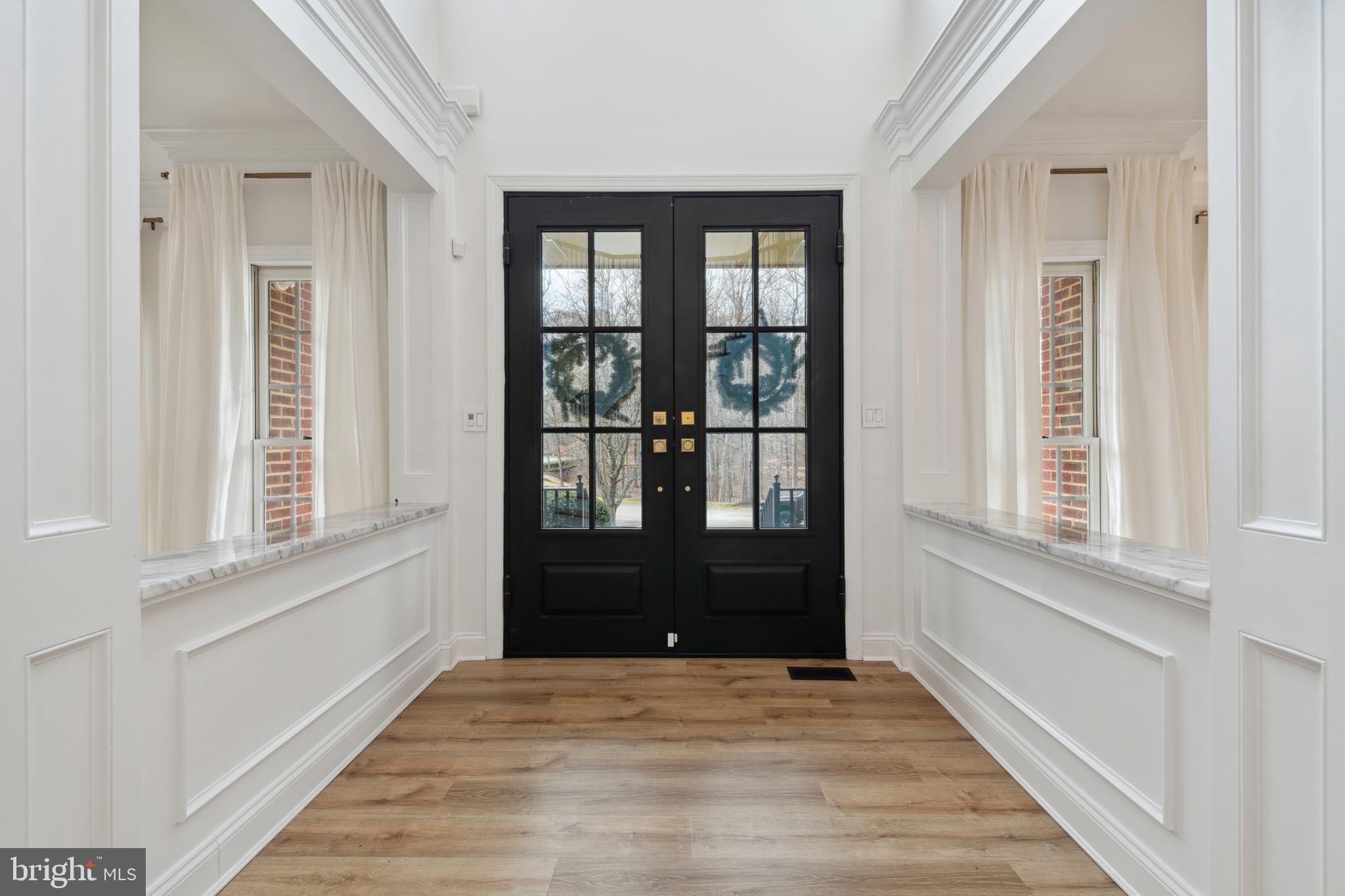 212 May Lane Edgewater, MD 21037 - Photo 6 of 68 Bright open entry