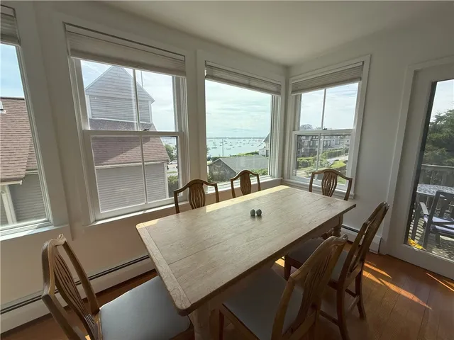 $2,800 | 9 Union Street, Unit 2, Jamestown, RI 02835