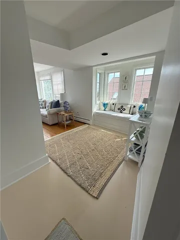 $2,800 | 9 Union Street, Unit 2, Jamestown, RI 02835