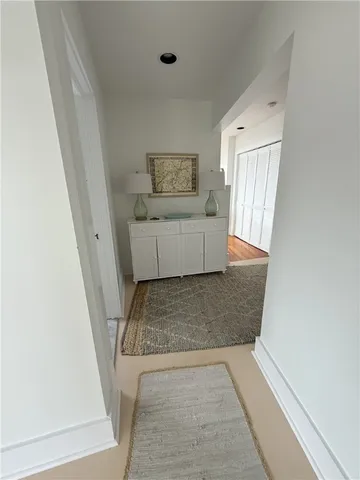 $2,800 | 9 Union Street, Unit 2, Jamestown, RI 02835