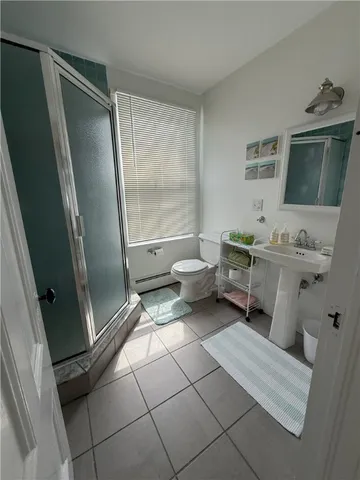 $2,800 | 9 Union Street, Unit 2, Jamestown, RI 02835