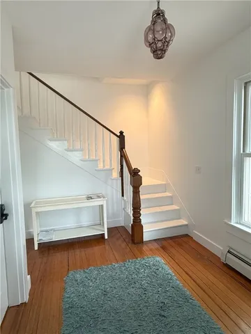 $2,800 | 9 Union Street, Unit 2, Jamestown, RI 02835