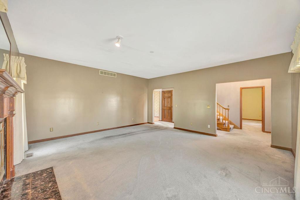 1697 Krucker Road Hamilton, OH 45013 - Photo 8 of 52 Gallery Image 8