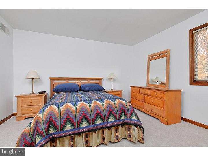 129 Nottingham Road Pennsville, NJ 08070 - Photo 9 of 18