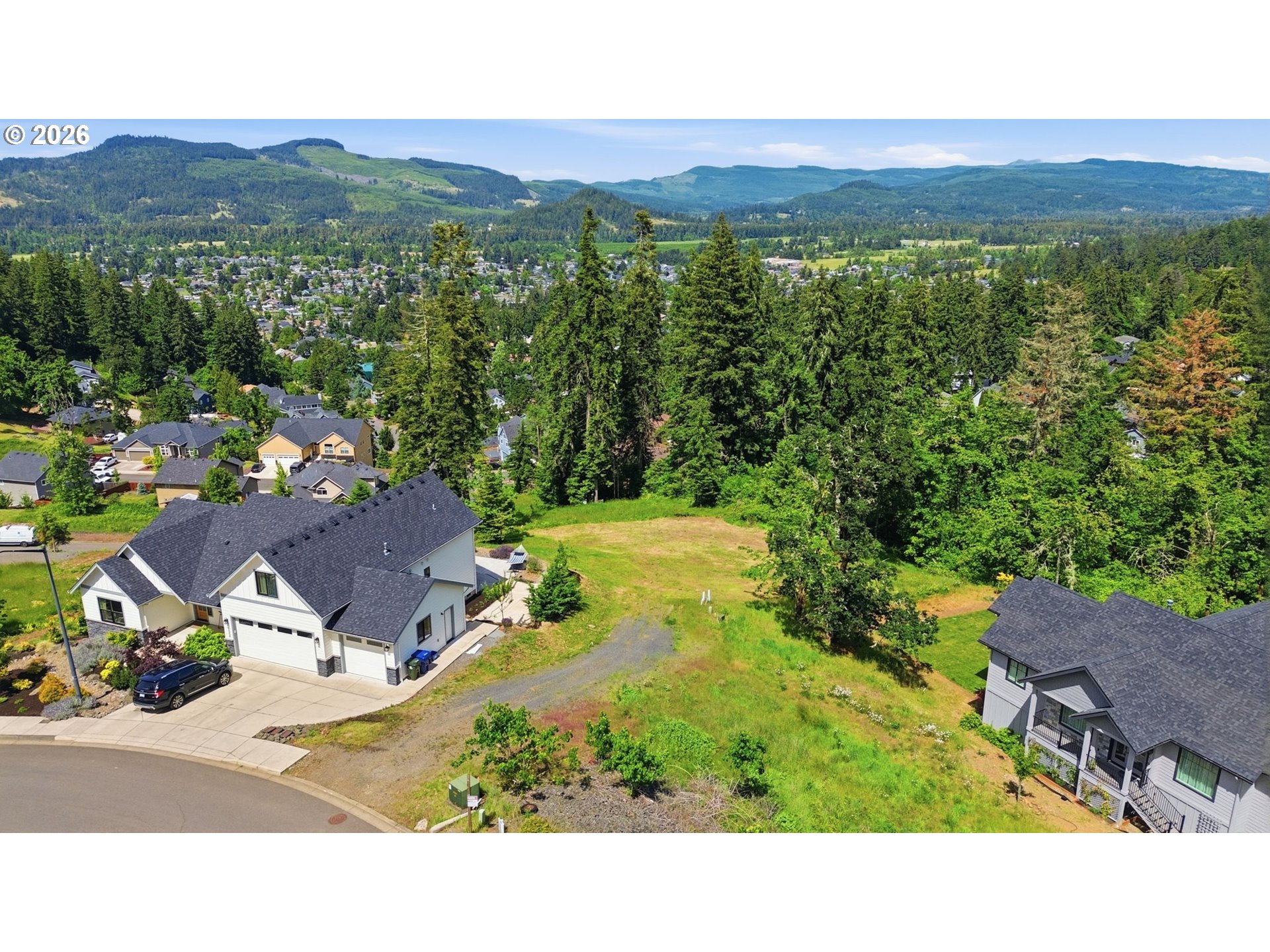 155 66th Street Springfield, OR 97478 - Photo 8 of 14 a view of a city