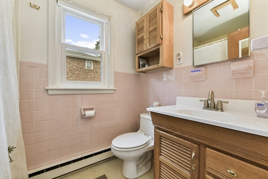 12 Ellen Road Stoneham, MA 02180 - Photo 14 of 19 Gallery Image 14