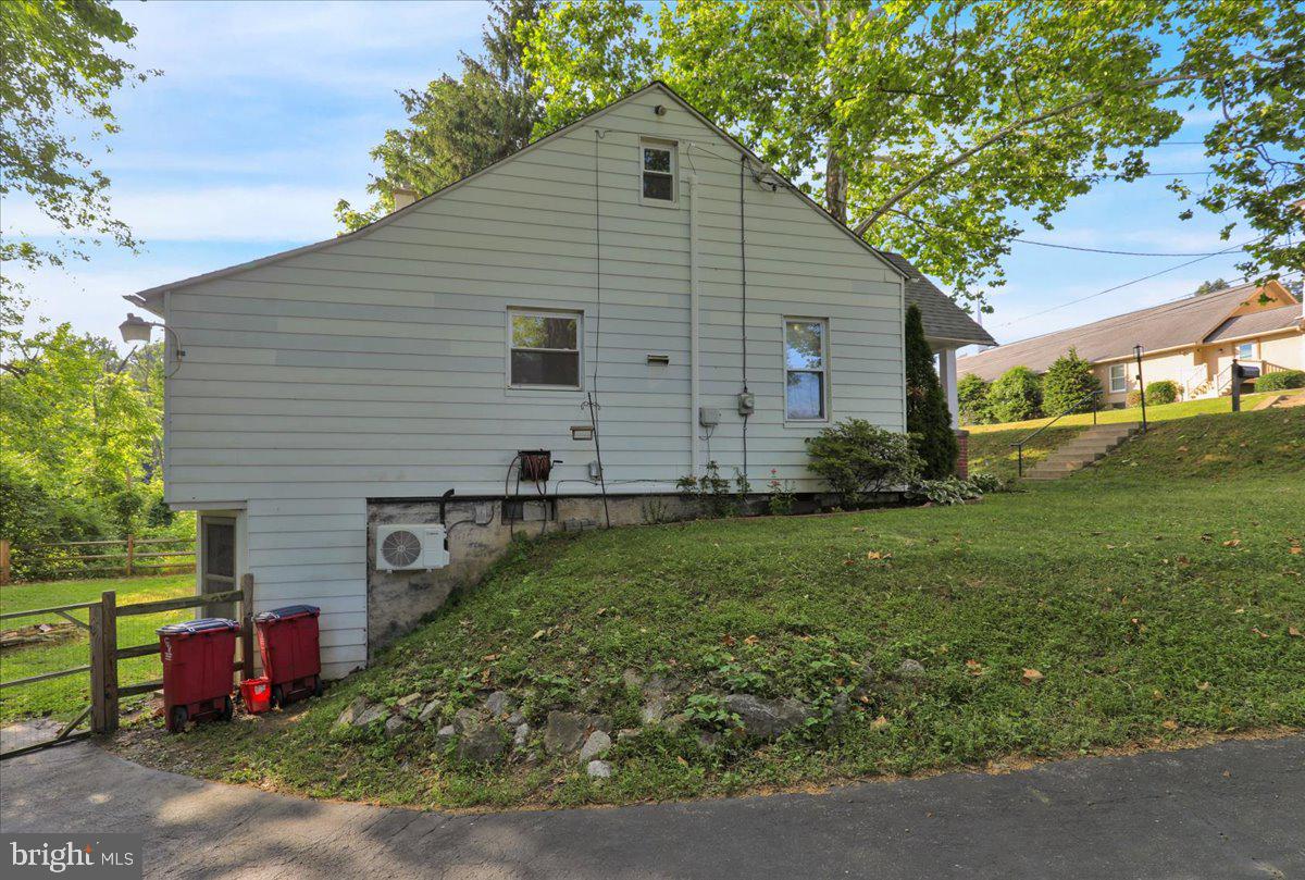 140 Pennwyn Place Reading, PA 19607 - Photo 26 of 29