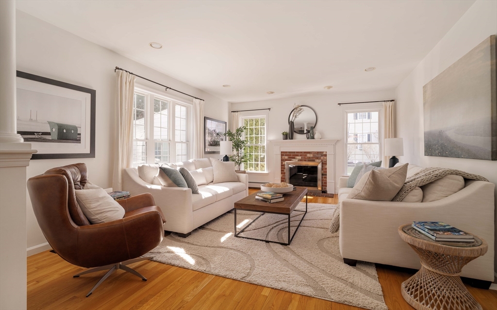 12 Sawmill Road Walpole, MA 02081 - Photo 2 of 35