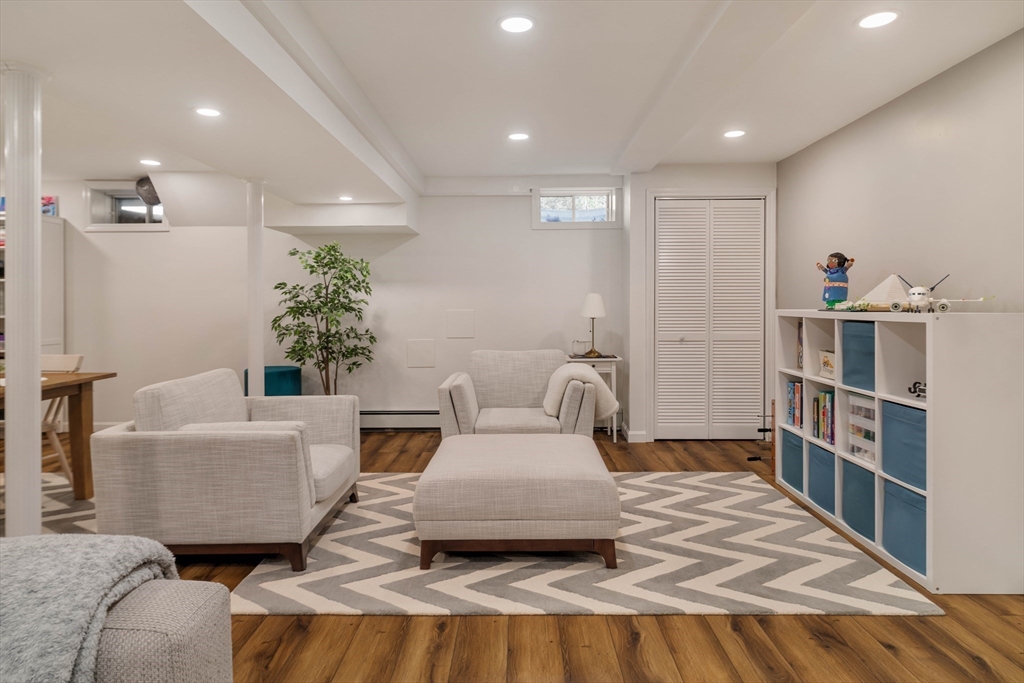 12 Sawmill Road Walpole, MA 02081 - Photo 27 of 35