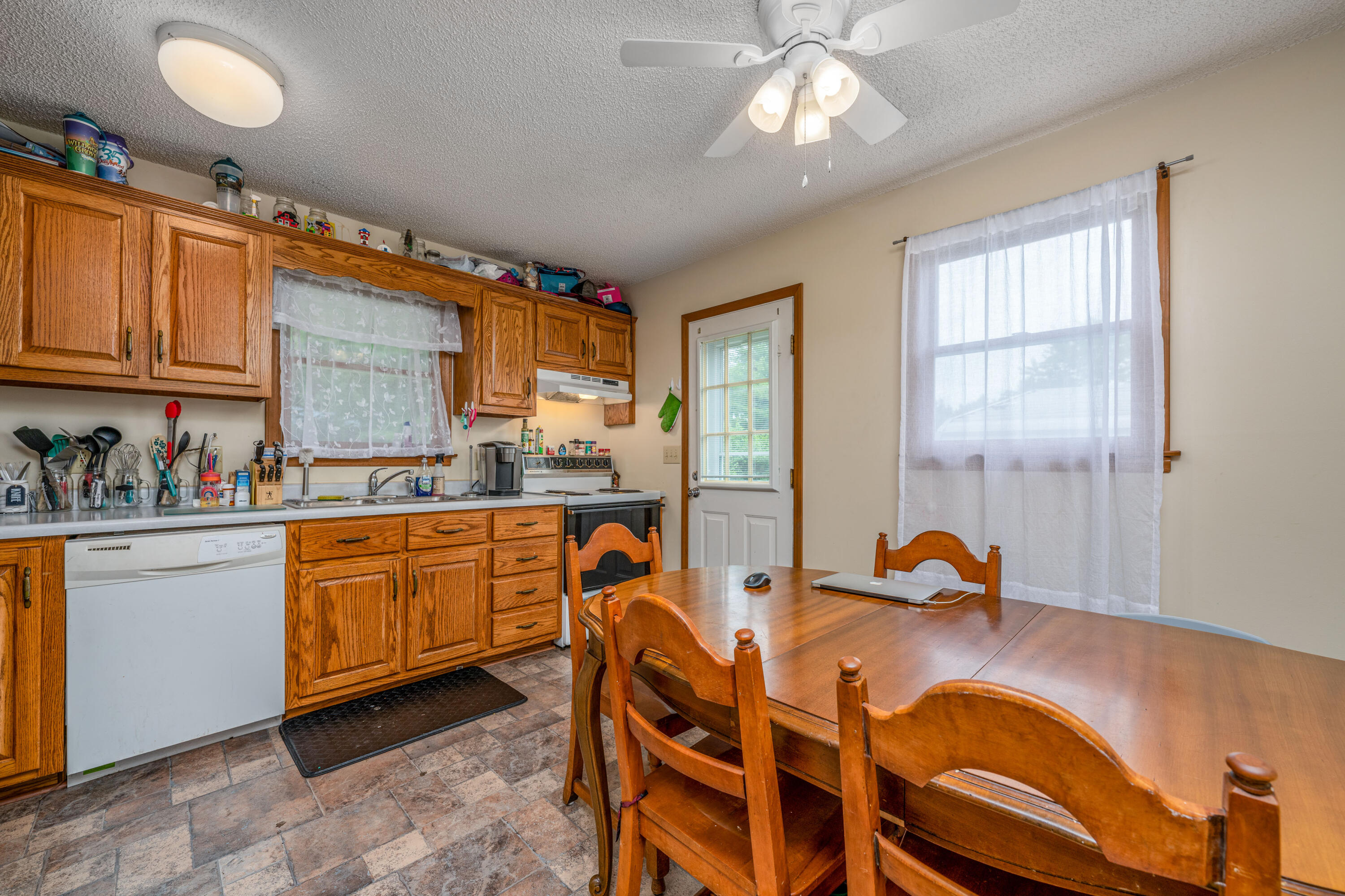 490 Hospital Road, Unit 1 Mountain City, TN 37683 - Photo 26 of 35 DSC08388-Edit-16