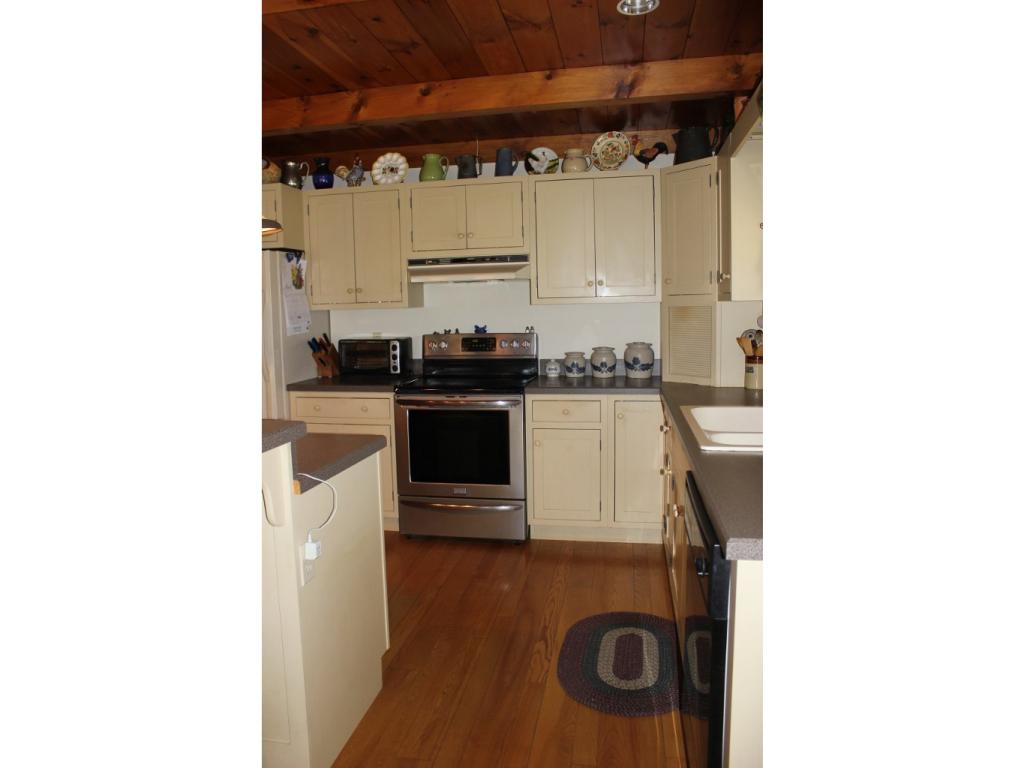 528 Eureka Road Springfield, VT 05156 - Photo 15 of 32