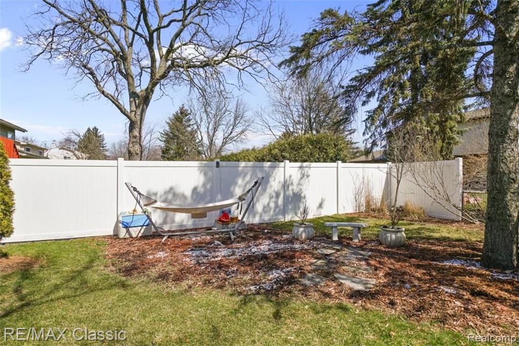 22566 Winfield Road Novi, MI 48375 - Photo 26 of 26