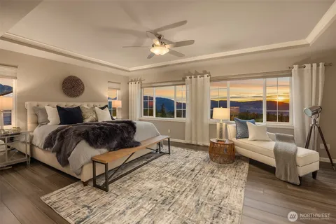 $2,400,000 | 2440 Northeast Daphne Street, Issaquah, WA 98029