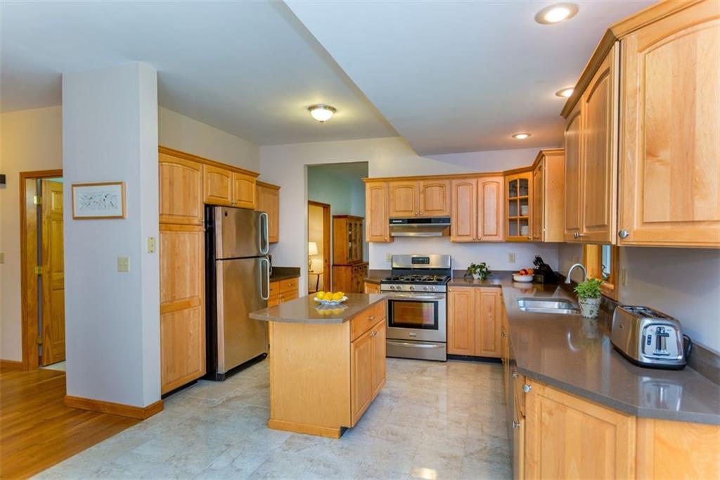 30 Bostwick Road Brunswick, ME 04011 - Photo 5 of 35 Photo