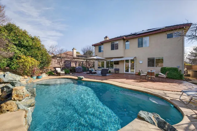 $1,100,000 | 4093 Arenzano Way, El Dorado Hills, CA 95762