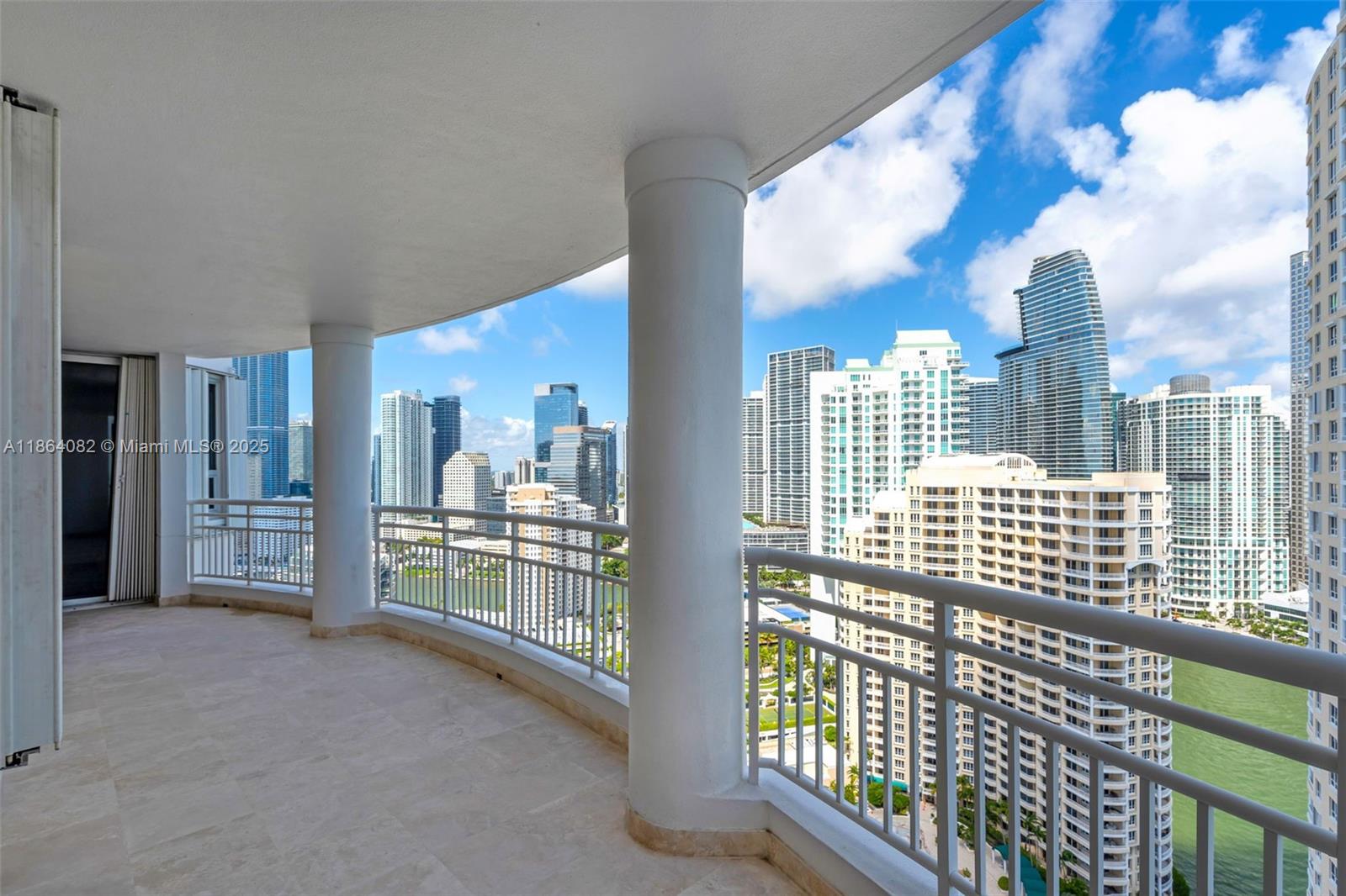 808 Brickell Key Drive, Unit 3205 Miami, FL 33131 - Photo 34 of 51 a view of a balcony
