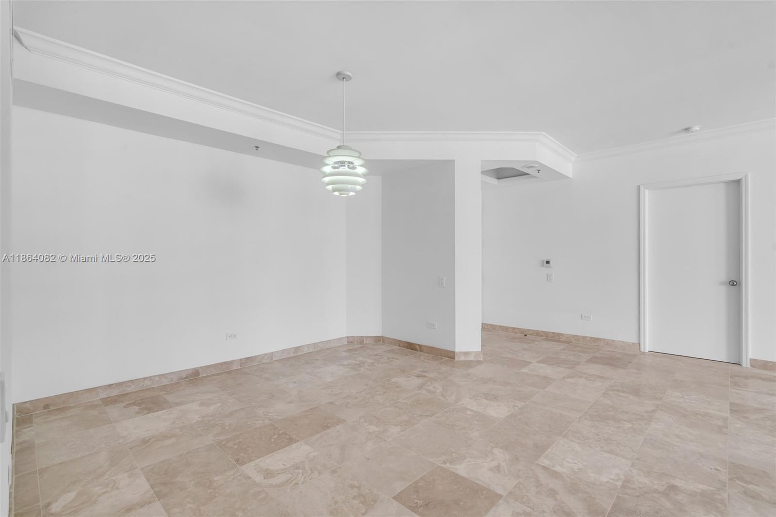 808 Brickell Key Drive, Unit 3205 Miami, FL 33131 - Photo 9 of 51 a view of an empty room