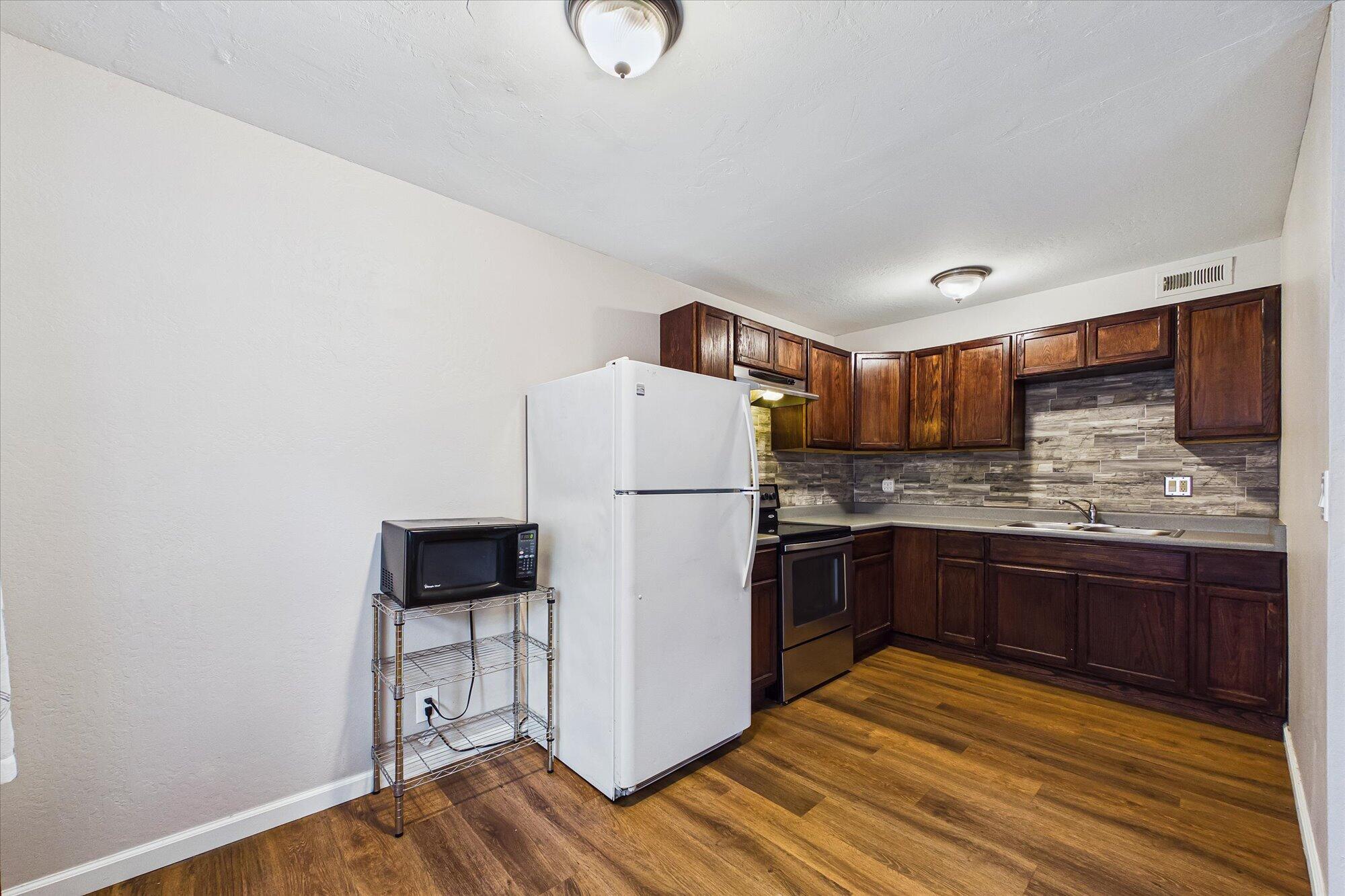 1080 8th Street, Unit 9 Arcata, CA 95521 - Photo 10 of 32