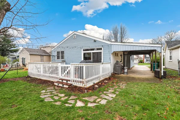 $375,000 | 559 South Lewis Avenue, Lombard, IL 60148
