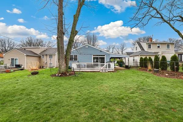 $375,000 | 559 South Lewis Avenue, Lombard, IL 60148