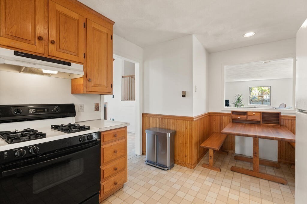 57 Thurston Point Road Gloucester, MA 01930 - Photo 17 of 35 Gallery Image 17