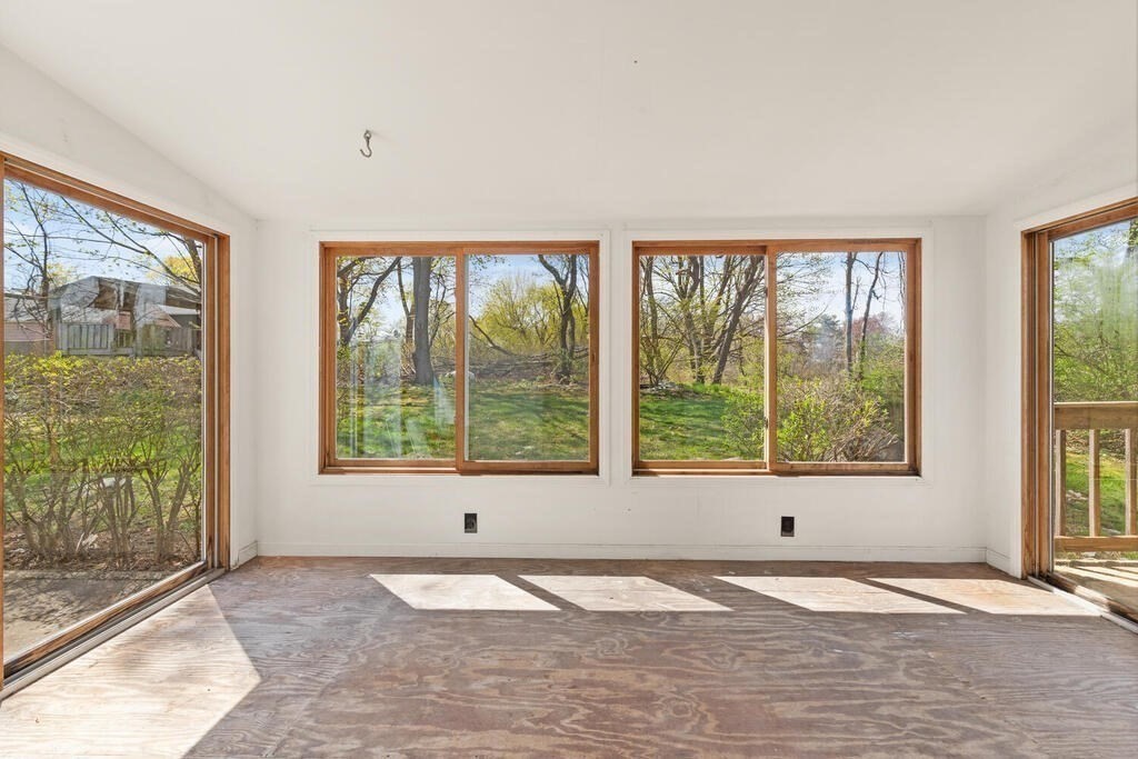 57 Thurston Point Road Gloucester, MA 01930 - Photo 18 of 35 Gallery Image 18