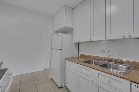 $99,000 | 2828 Jackson Street, Unit C5, Fort Myers, FL 33901