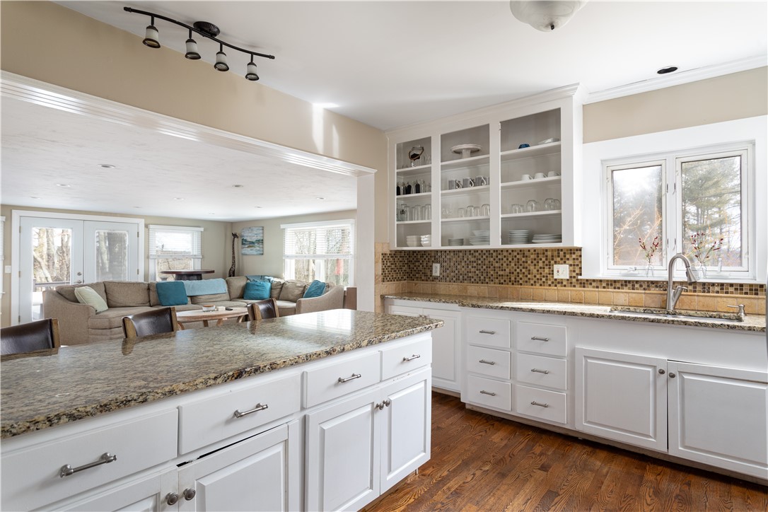 709 Pound Hill Road North Smithfield, RI 02896 - Photo 16 of 45