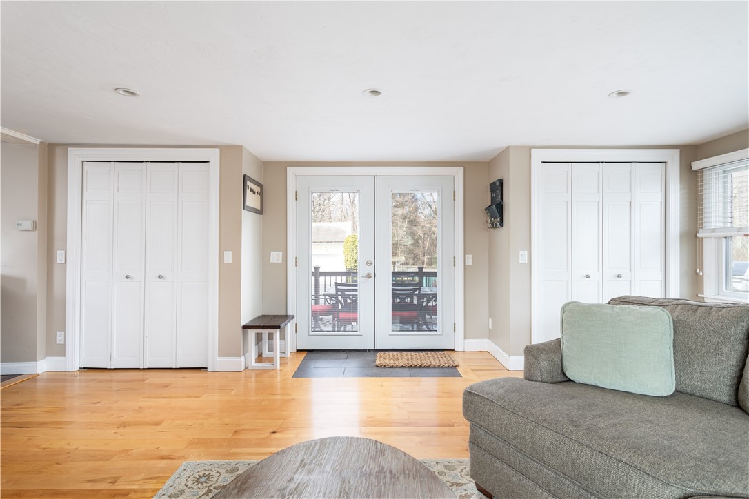 709 Pound Hill Road North Smithfield, RI 02896 - Photo 21 of 45