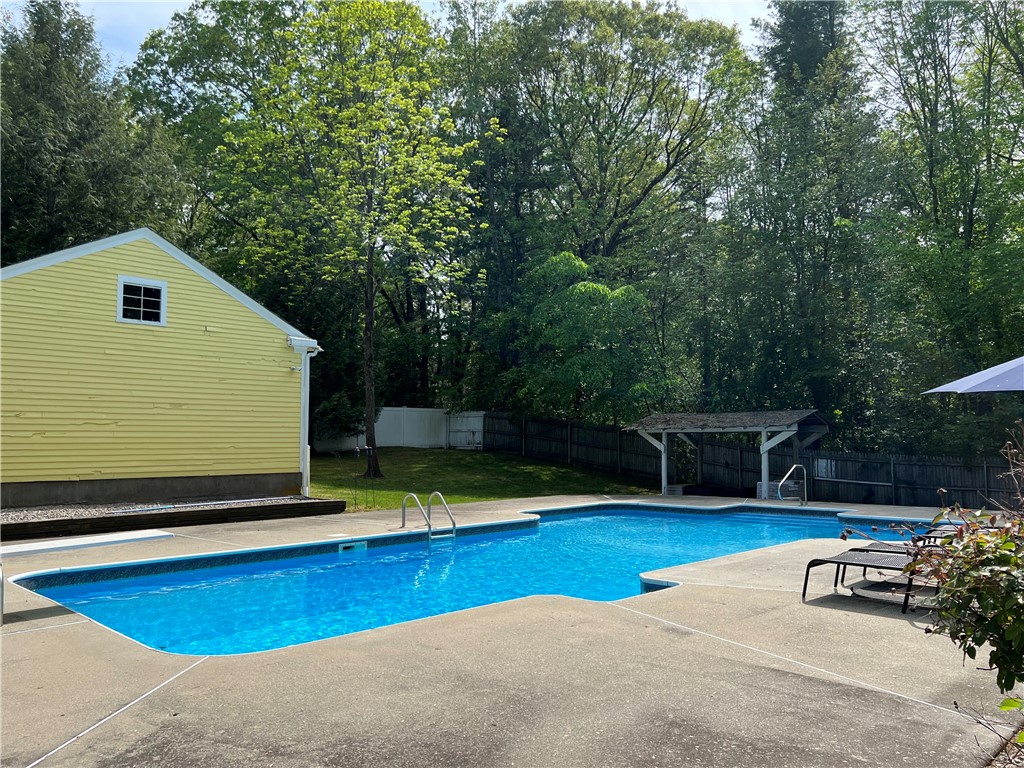 709 Pound Hill Road North Smithfield, RI 02896 - Photo 24 of 45