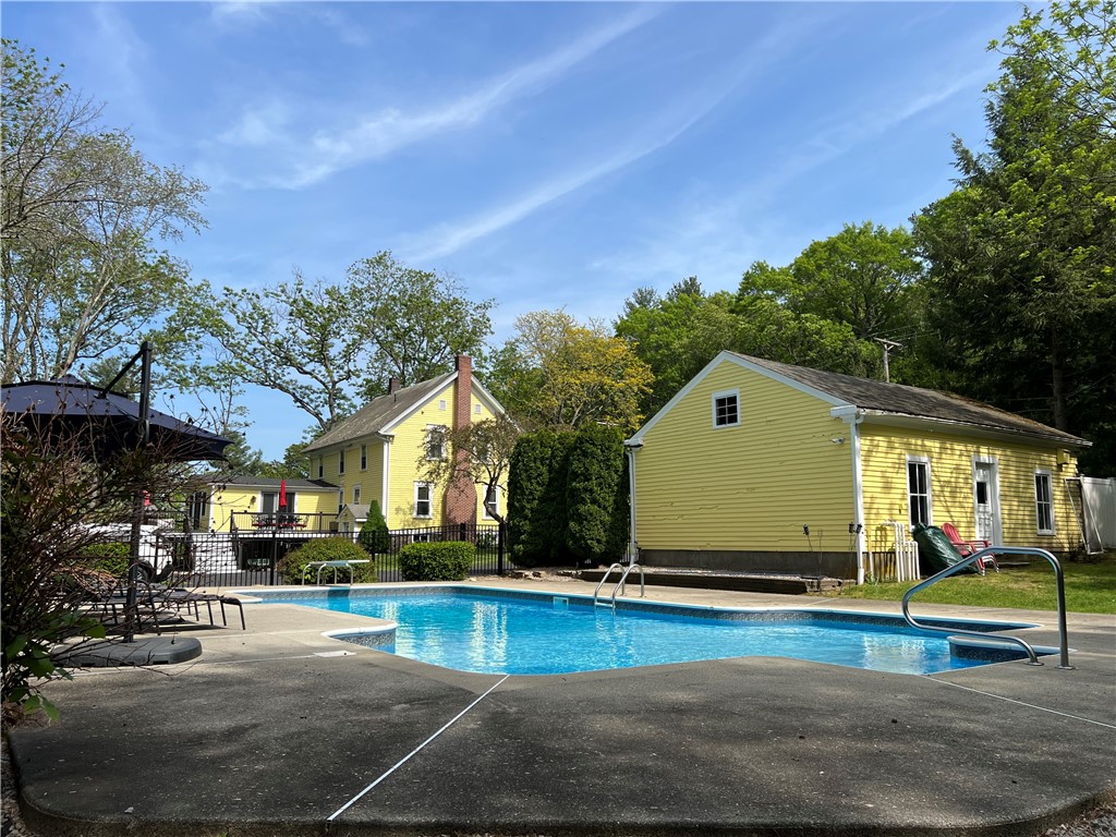 709 Pound Hill Road North Smithfield, RI 02896 - Photo 38 of 45