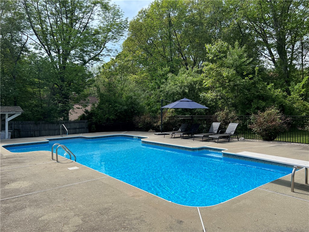 709 Pound Hill Road North Smithfield, RI 02896 - Photo 4 of 45