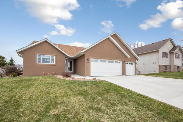 $439,500 | 2214 Hulett Avenue, Faribault, MN 55021