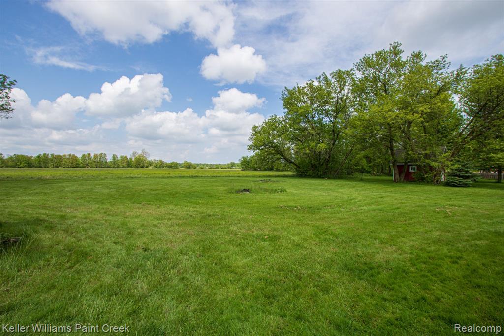 7648 Lapeer Road Avoca, MI 48006 - Photo 30 of 37
