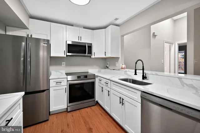 $295,000 | 608 Rolling Hill Walk, Unit 304, Odenton, MD 21113