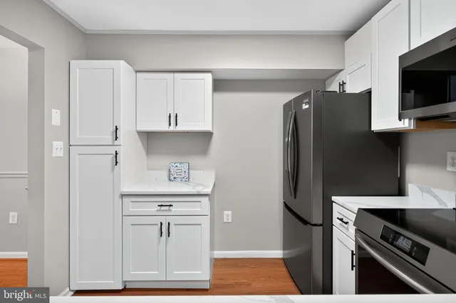 $295,000 | 608 Rolling Hill Walk, Unit 304, Odenton, MD 21113