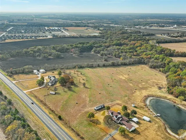 $1,800,000 | 5393 Highway 5, Van Alstyne, TX 75495