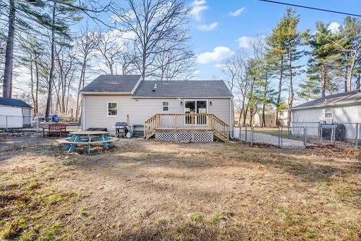 51 Centre Road Glocester, RI 02814 - Photo 6 of 20 Gallery Image 6