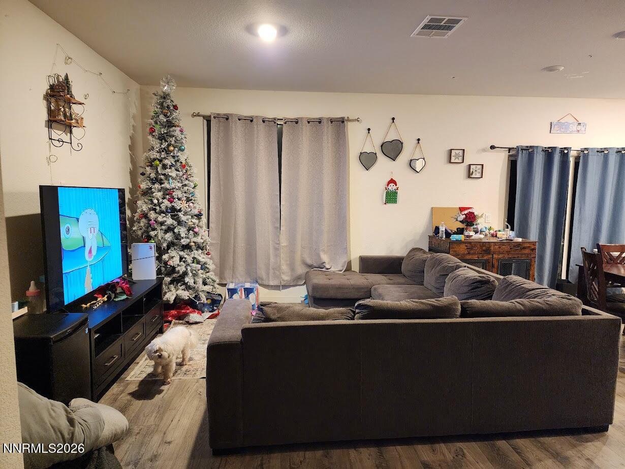 8810 Sky Wind Road Reno, NV 89506 - Photo 2 of 20 living space