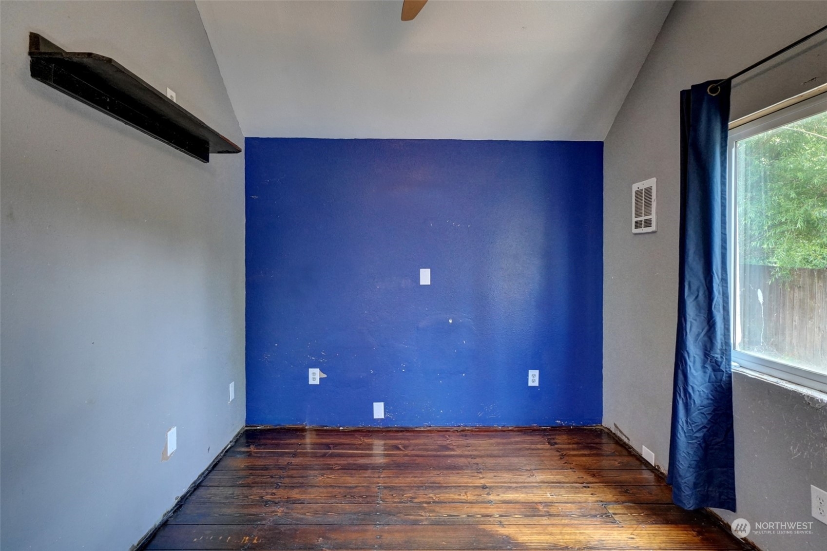 1422 Southeast Cedar Road Port Orchard, WA 98367 - Photo 12 of 15 Gallery Image 12