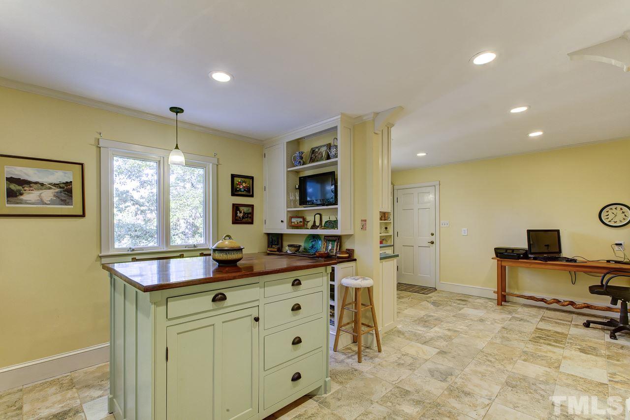 1660 Coleridge Road Siler City, NC 27344 - Photo 7 of 24 Gallery Image 7