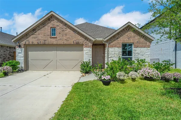 $2,100 | 19735 Chianti Pt Drive, Hockley, TX 77447