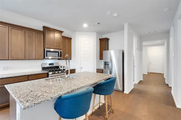 $2,100 | 19735 Chianti Pt Drive, Hockley, TX 77447