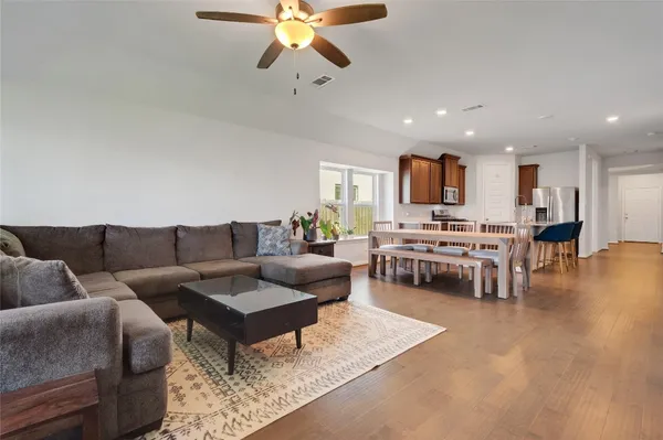 $2,100 | 19735 Chianti Pt Drive, Hockley, TX 77447