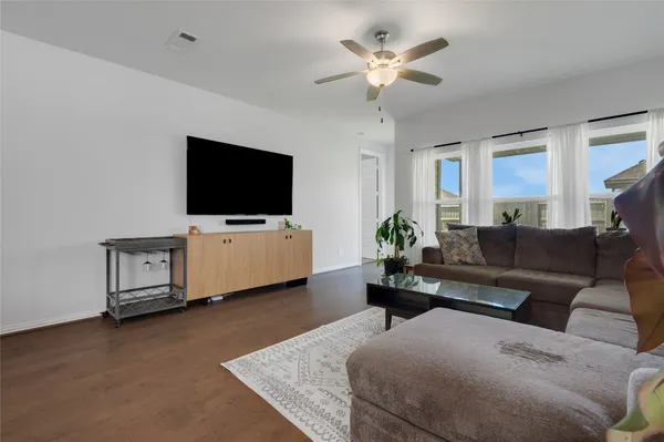 $2,100 | 19735 Chianti Pt Drive, Hockley, TX 77447