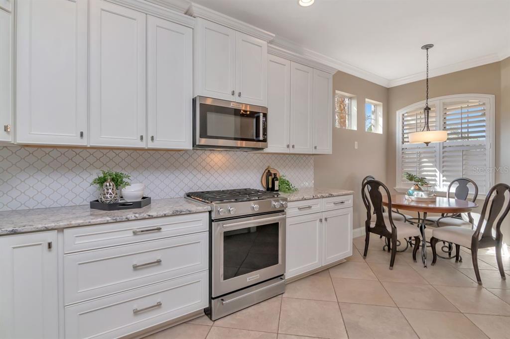 1900 Paw Paw Place Trinity, FL 34655 - Photo 16 of 68