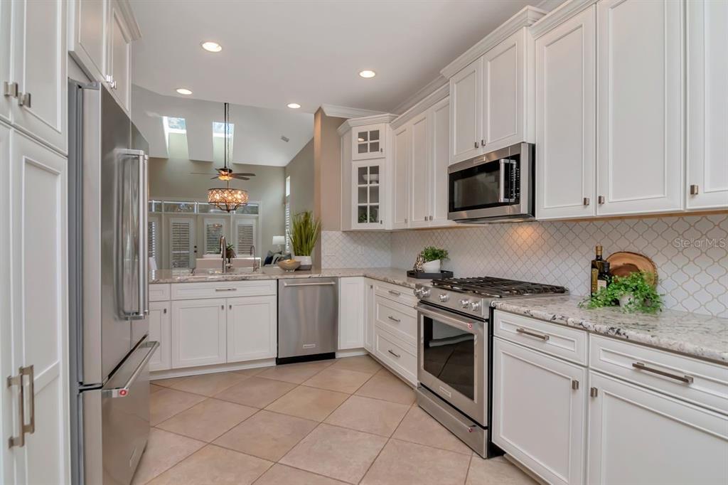 1900 Paw Paw Place Trinity, FL 34655 - Photo 19 of 68