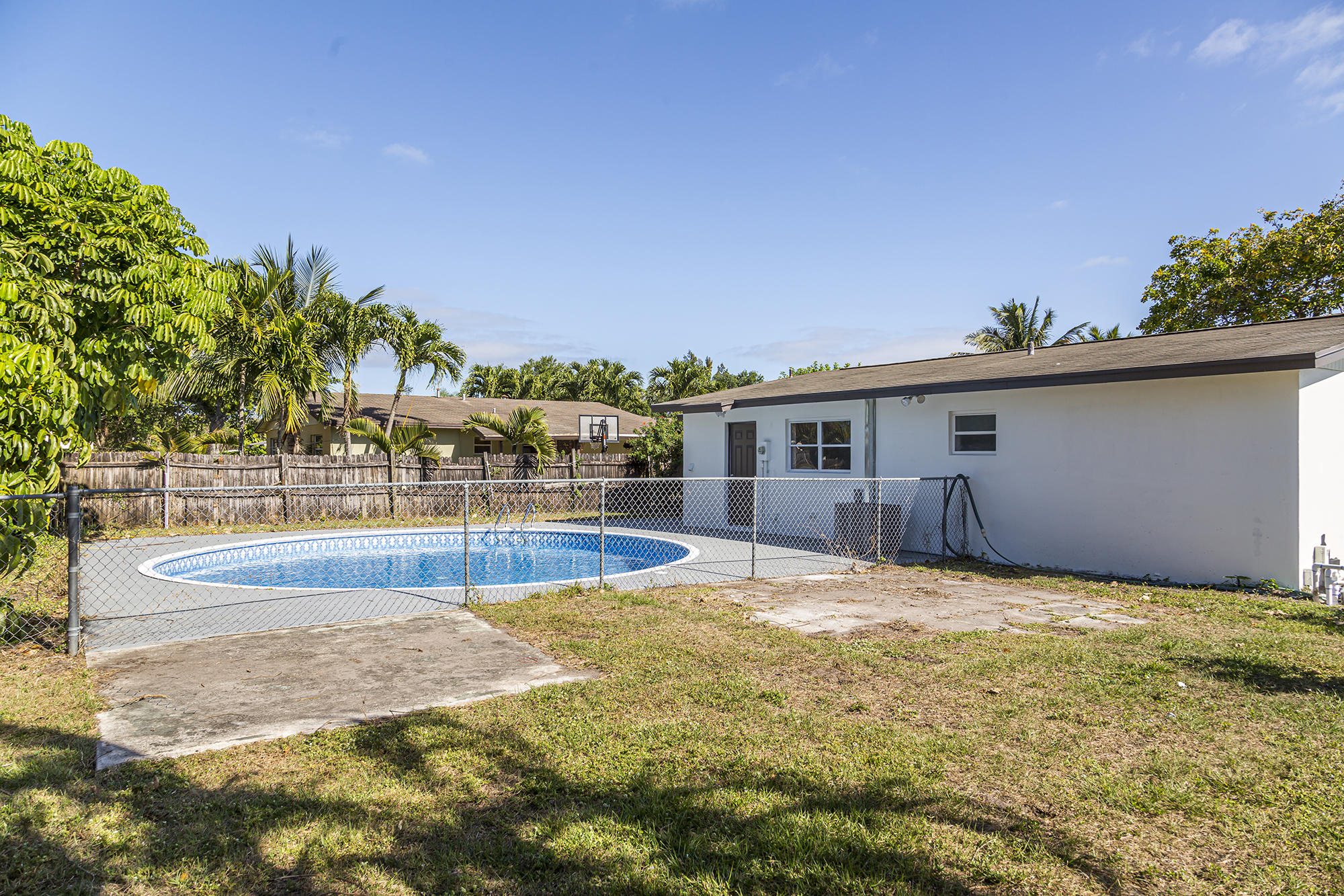 3969 Kewanee Road Lake Worth, FL 33462 - Photo 2 of 21 3969 Kewanee Rd Lake Worth_20 web _1