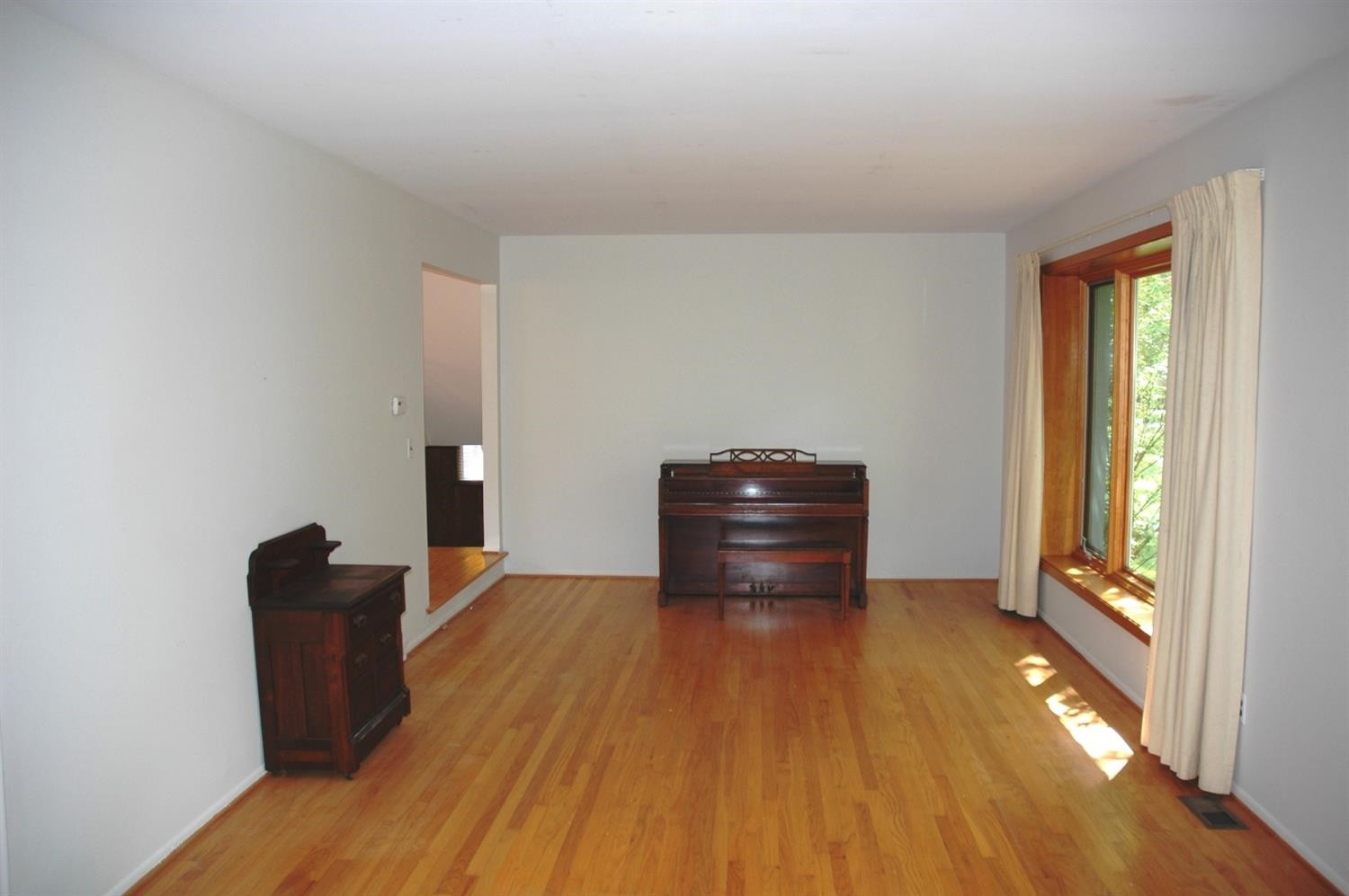 2790 Colony Road Ann Arbor, MI 48104 - Photo 5 of 10 Photo 5
